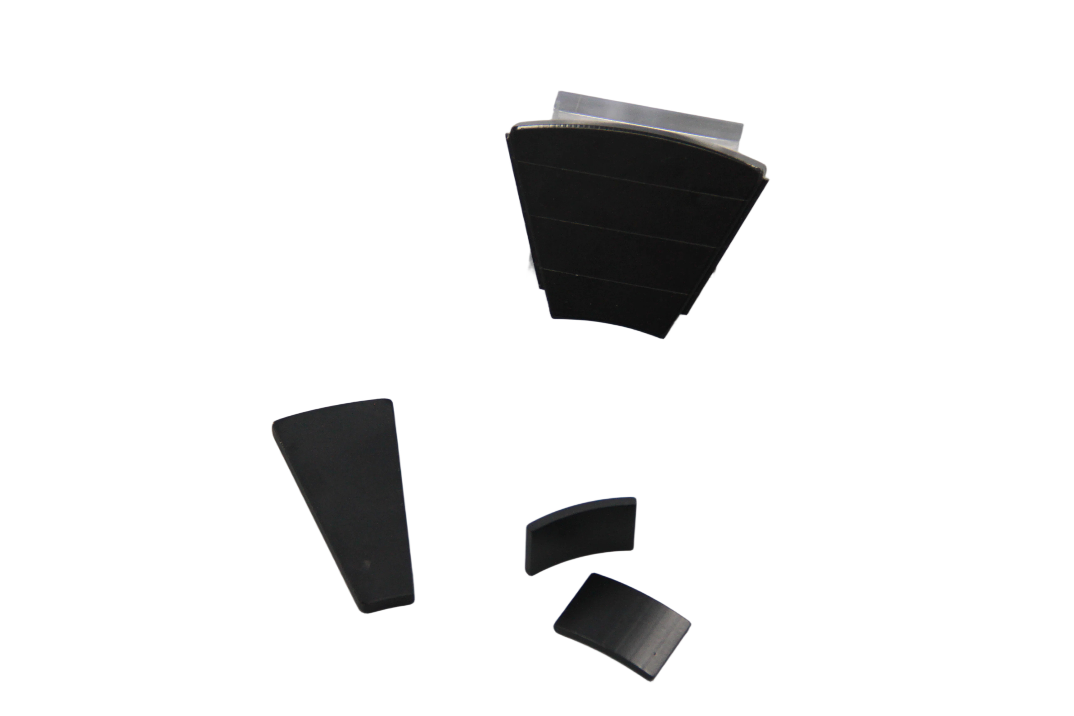 Epoxy-coated laminated magnets for new energy vehicles