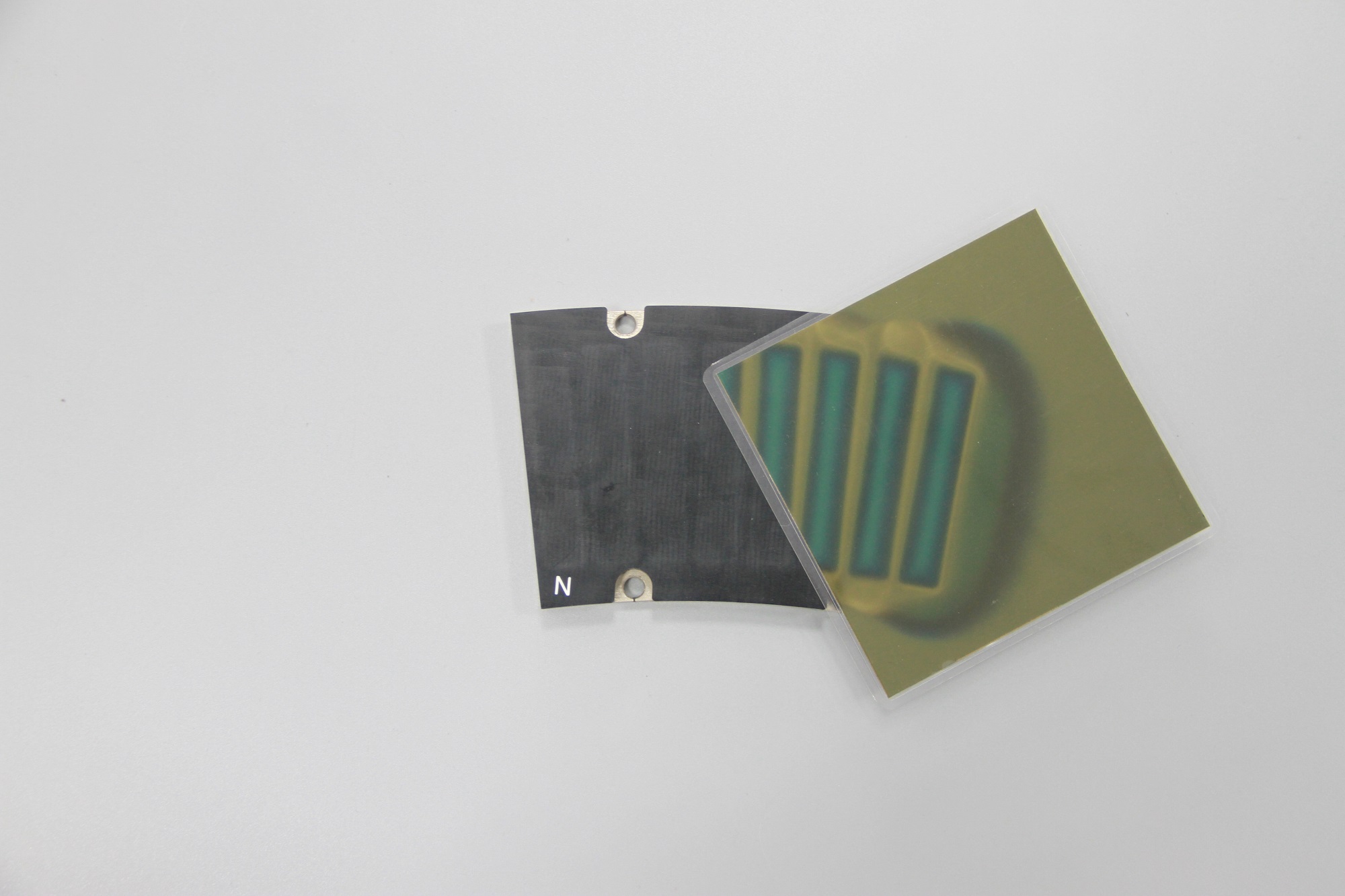 Arc-shaped Halbach array linear motor